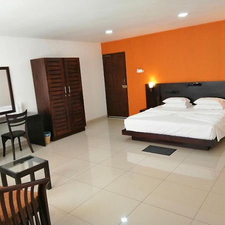 Mars Hotel Tangalle Exteriör bild